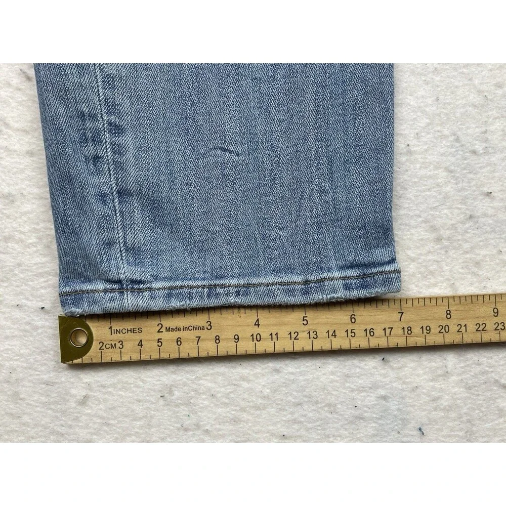 American Eagle Men’s 36x32 Light Wash Distressed Athletic Fit Airflex+ Jeans
